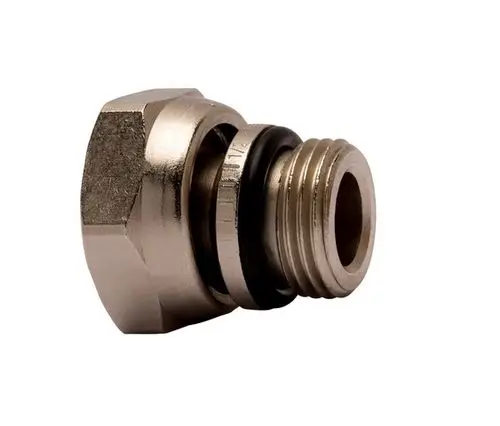 Heizkörperanschlussstück aus vernickeltem Metall mit Außengewinde, geeignet für Heizungsinstallationen. Hergestellt von IMI Hydronic Engineering.